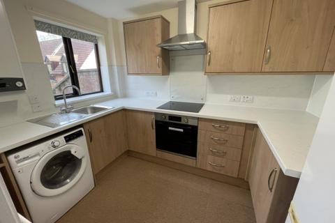 1 bedroom apartment to rent, Castletown road, Douglas, IM2 1HS