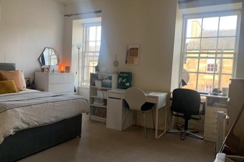 undefined, 2570L Academy Street, Edinburgh, EH6 7EE