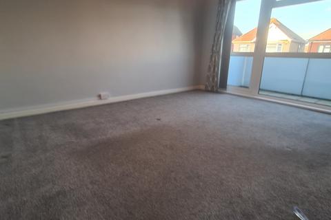 2 bedroom flat to rent, Wilton Road, Hampshire SO15