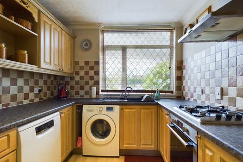 3 bedroom terraced house for sale, Gorselands, Tadley, RG26