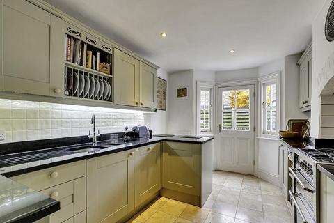 4 bedroom terraced house for sale, Pursers Cross Road, London