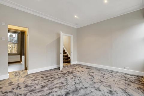 4 bedroom terraced house for sale, Pursers Cross Road, London