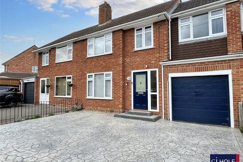 4 bedroom terraced house for sale, Lynton Road, Hucclecote, Gloucester, GL3