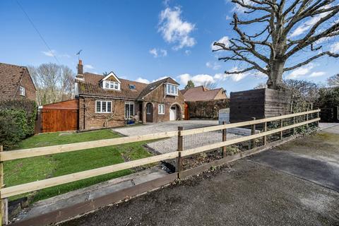 4 bedroom detached house for sale, Burridge Road, Burridge, SO31