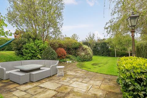 Lonsdale Botley Road, Curbridge, Southampton, SO30 2HB