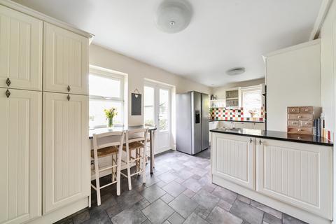 Lonsdale Botley Road, Curbridge, Southampton, SO30 2HB