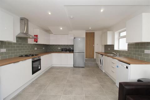 7 bedroom house to rent, Darran Street, Cardiff CF24