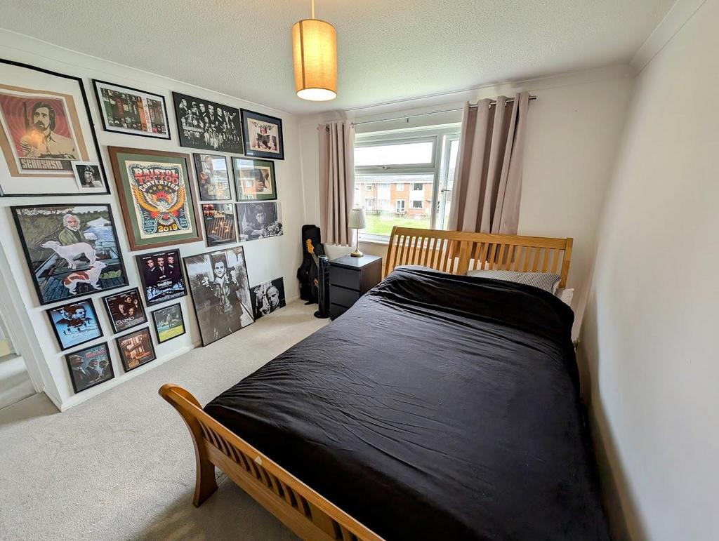74 Edgeworth bed 1 2.jpg