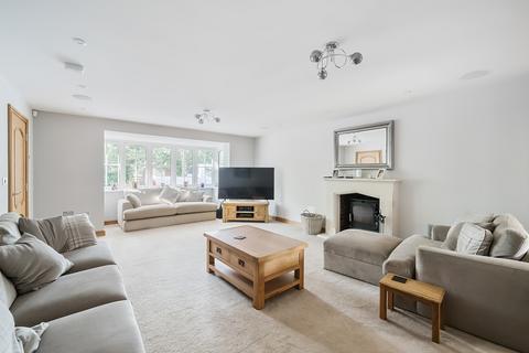 5 bedroom detached house for sale, West End Road, West End, Southampton, Hampshire, SO30