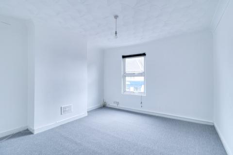 51 High Street, Aveley, South Ockendon, RM15 4AX