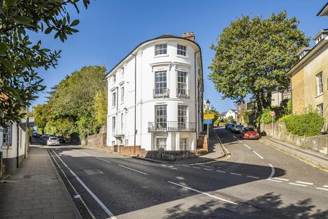 2 bedroom flat for sale, Clifton Road, Winchester, Hampshire, SO22