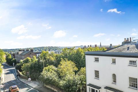 2 bedroom flat for sale, Clifton Road, Winchester, Hampshire, SO22