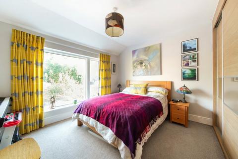 1 Headbourne Close, Kings Worthy, Winchester, SO23 7XL