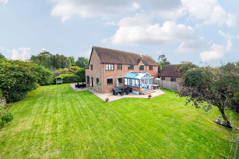 5 bedroom detached house for sale, Manor Road, Twyford, Winchester, Hampshire, SO21