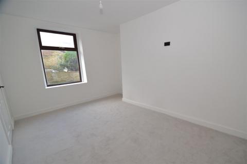 3 Beech Grove, Clayton, Bradford, BD14 6BU