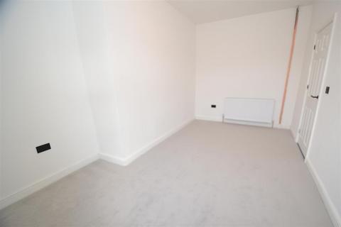 3 Beech Grove, Clayton, Bradford, BD14 6BU