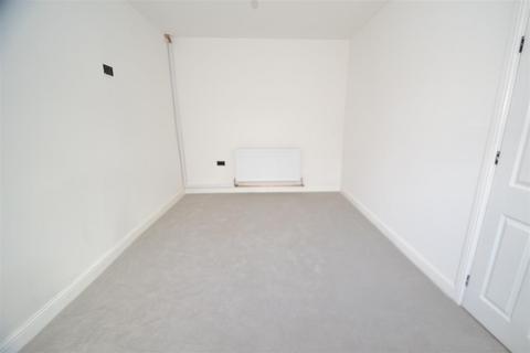 3 Beech Grove, Clayton, Bradford, BD14 6BU