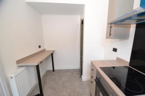 3 Beech Grove, Clayton, Bradford, BD14 6BU