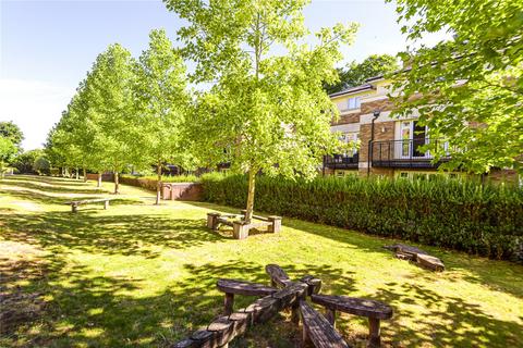 2 bedroom flat for sale, Fraser Gardens, Winchester, SO22