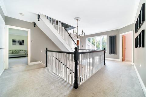 Jindabyne Cross Way, Shawford, Winchester, SO21 2BZ