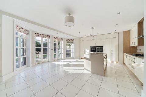 5 Chestnut Mead, Winchester, SO23 9BW