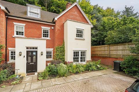 4 bedroom end of terrace house for sale, Chilbolton Avenue, Winchester, Hampshire, SO22