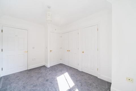 2 bedroom flat for sale, Hyde Abbey Road, Winchester, Hampshire, SO23