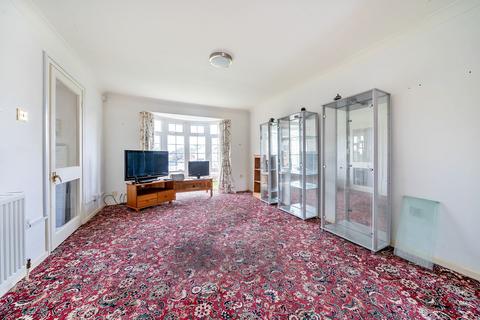 49 Blenheim Avenue, Faversham, ME13 8NW