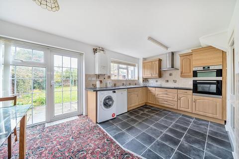 49 Blenheim Avenue, Faversham, ME13 8NW