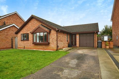 3 bedroom detached bungalow for sale, Saxon Court, Scunthorpe