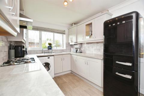 3 bedroom detached bungalow for sale, Saxon Court, Scunthorpe