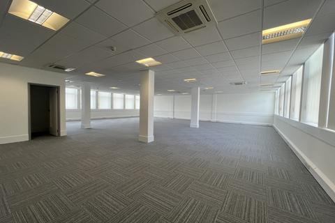 Office to rent, Haywards Heath RH16