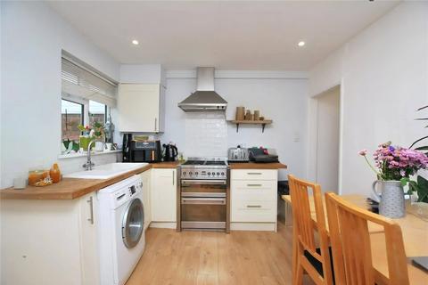 2 bedroom terraced house to rent, Weyside Road, Guildford, Surrey, GU1