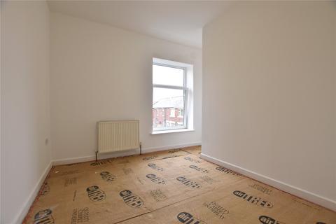 3 bedroom end of terrace house for sale, Salts Street, Shaw, Oldham, Greater Manchester, OL2