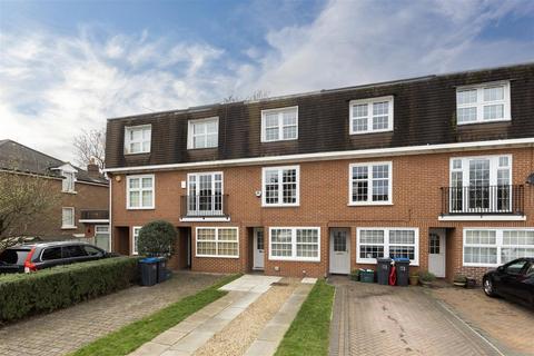 3 bedroom house for sale, Thaxted Place, Wimbledon, SW20