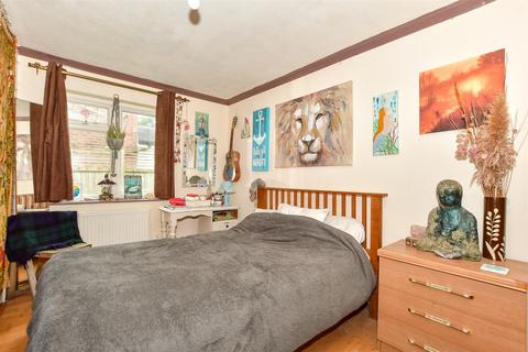 2 bedroom ground floor flat for sale, Beach House Lane, Bembridge, Isle of Wight