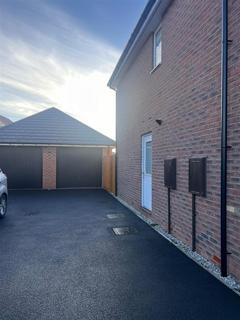 4 bedroom detached house to rent, Kettleband Close, Bingham