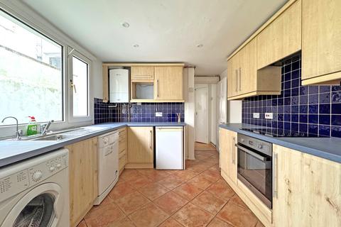 2 bedroom ground floor flat for sale, Brading Road, Brighton BN2