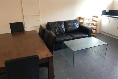 5 bedroom flat to rent, London Road