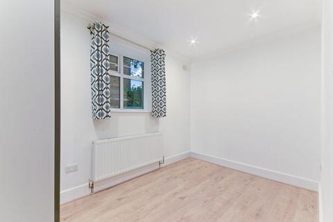 1 bedroom flat for sale, Claremont Gardens, Surbiton KT6