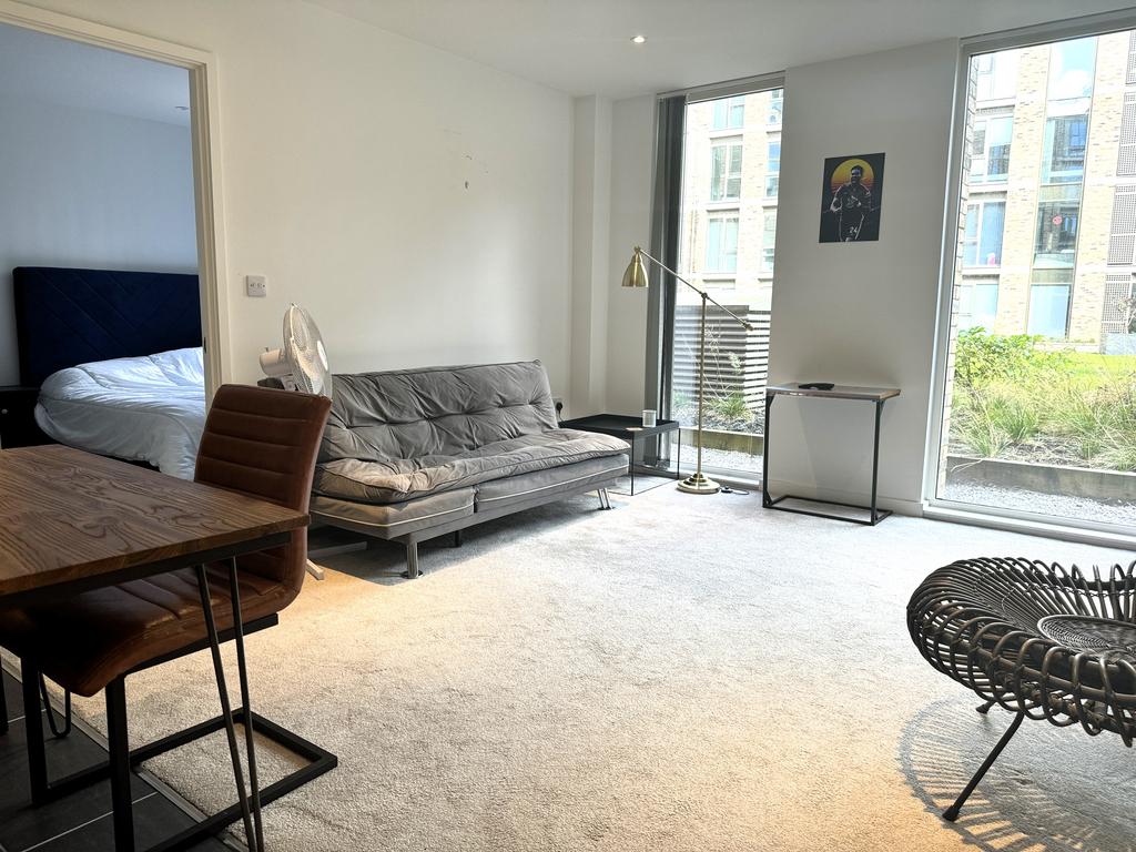 Luxury first floor apartment