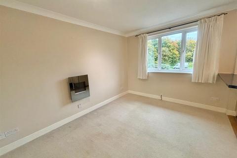 1 bedroom flat for sale, Roman Way, Chippenham