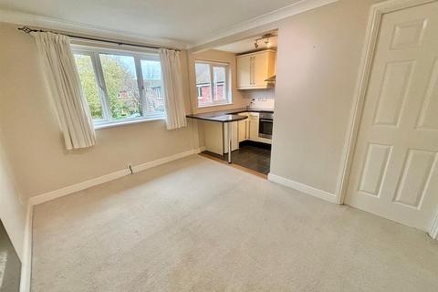 1 bedroom flat for sale, Roman Way, Chippenham