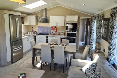 2 bedroom lodge for sale, Ventnor Isle of Wight