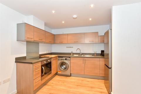 2 bedroom flat for sale, Cross Street, Portsmouth, Hampshire