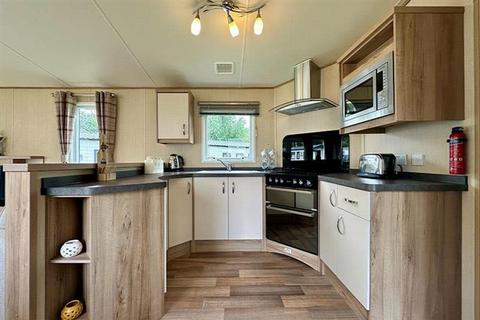 2 bedroom lodge for sale, Sleaford Road Tattershall