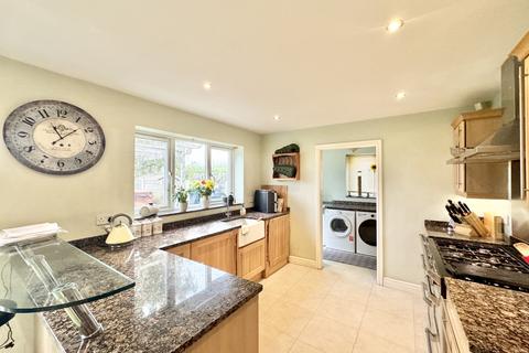 6 bedroom detached house for sale, Bishopdyke Road, Sherburn-in-Elmet