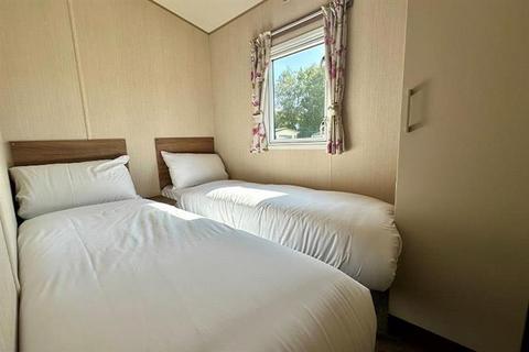 2 bedroom lodge for sale, Sleaford Road Tattershall