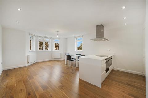 Aylestone Avenue, Brondesbury Park, London
