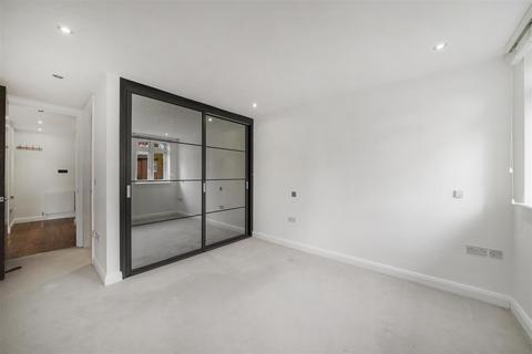 2 bedroom flat for sale, Aylestone Avenue, Brondesbury Park, London